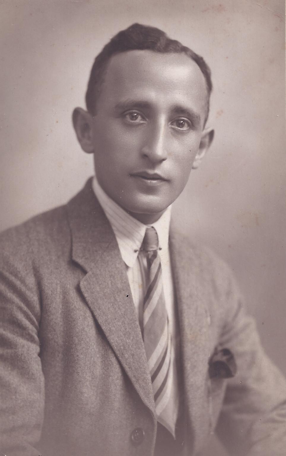 Alfred Grünfeld, 19 år gammel